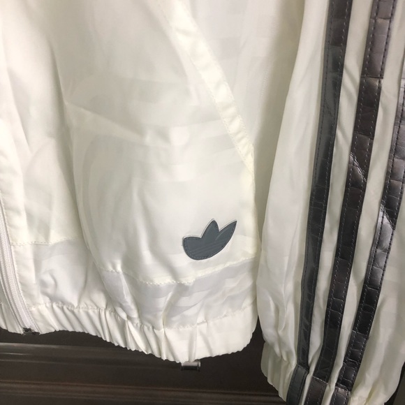 Men’s ADIDAS Windbreaker Cream Zip Up Hood Medium Euro 50 - Picture 3 of 7
